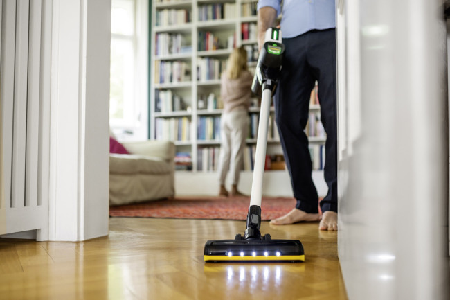 Пылесос Karcher VC 7 Cordless yourMax (White) 1.198-710.0