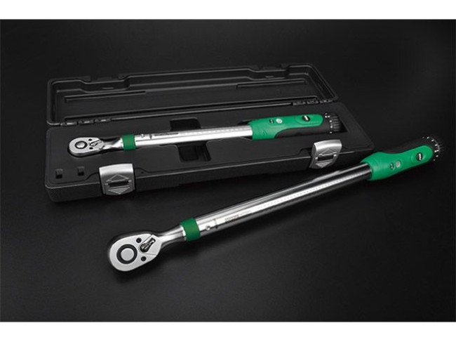 Ключ динамометрический 20-100 Н/м 3/8"(с окошком индикации) TOPTUL ANAU1210 Ключ динамометрический 20-100 Н/м 3/8"(с окошком индикации) TOPTUL ANAU1210