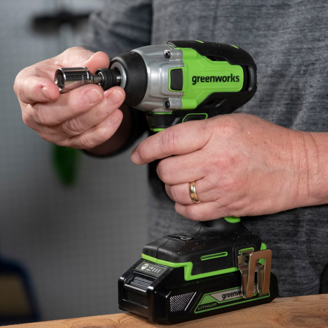 Винтоверт ударный аккумуляторный Greenworks 24V GD24ID3 (без АКБ и ЗУ) 3802807 Винтоверт ударный аккумуляторный Greenworks 24V GD24ID3 (без АКБ и ЗУ) 3802807