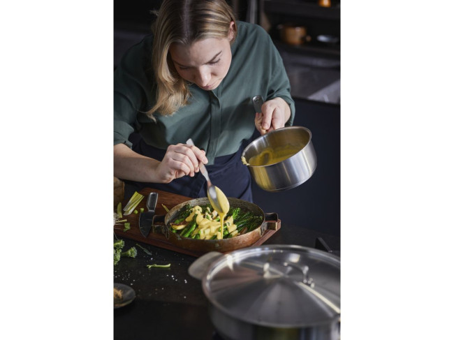 Соусник Fiskars All Steel 1.5 л 1064750 фото-5 Соусник Fiskars All Steel 1.5 л 1064750 фото-5