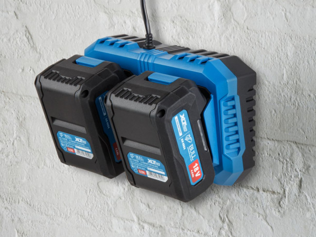 Набор аккумулятор 2х4 А*ч и зарядное устройство 2х4 А BULL XLTpro в чем. SET 2329062 фото-3