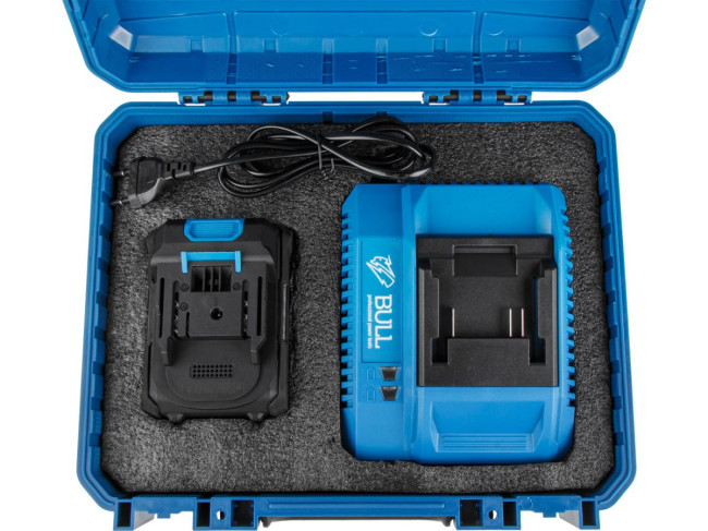 Набор аккумулятор 4 А*ч и зарядное устройство 1х4 А BULL XLTpro в чем. SET 2329061 - фото2