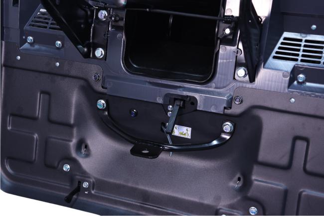 Газонокосилка бензиновая самоходная с сиденьем (райдер) ELAND LT-5810P-HDD фото-5 Газонокосилка бензиновая самоходная с сиденьем (райдер) ELAND LT-5810P-HDD фото-5